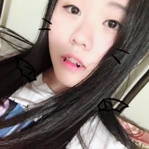 Meet your Posher, Eva